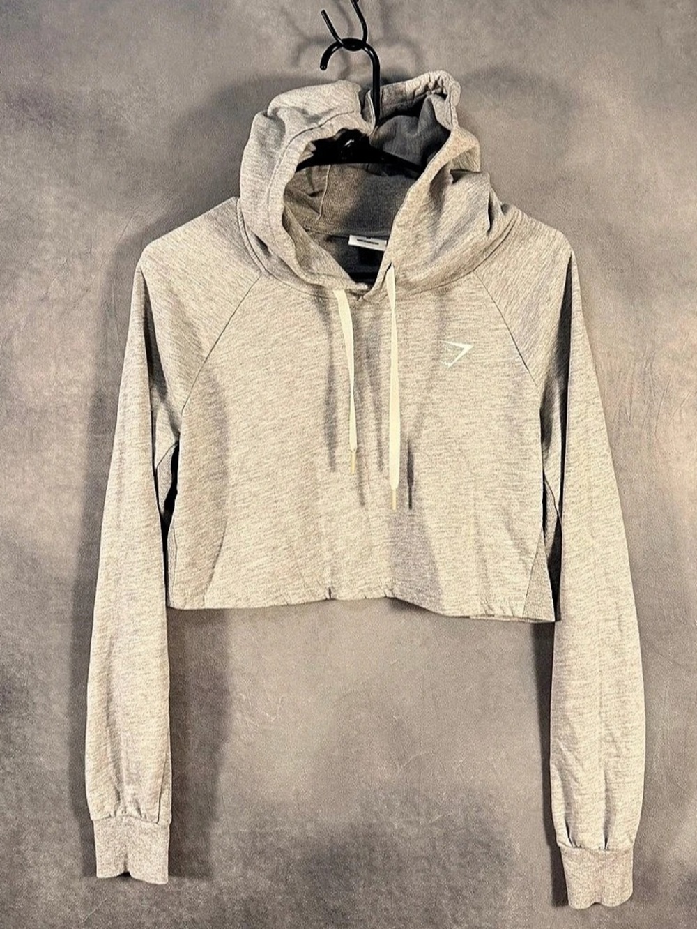 Gymshark Cropped Hoodie in Gray Size Medium Like New